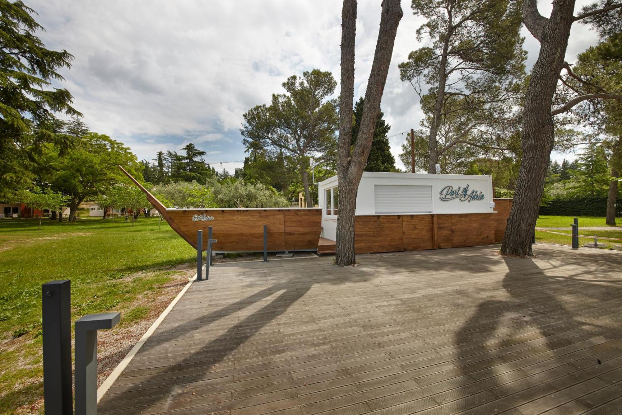Camping Adria Ankaran - Pitches 외부 사진