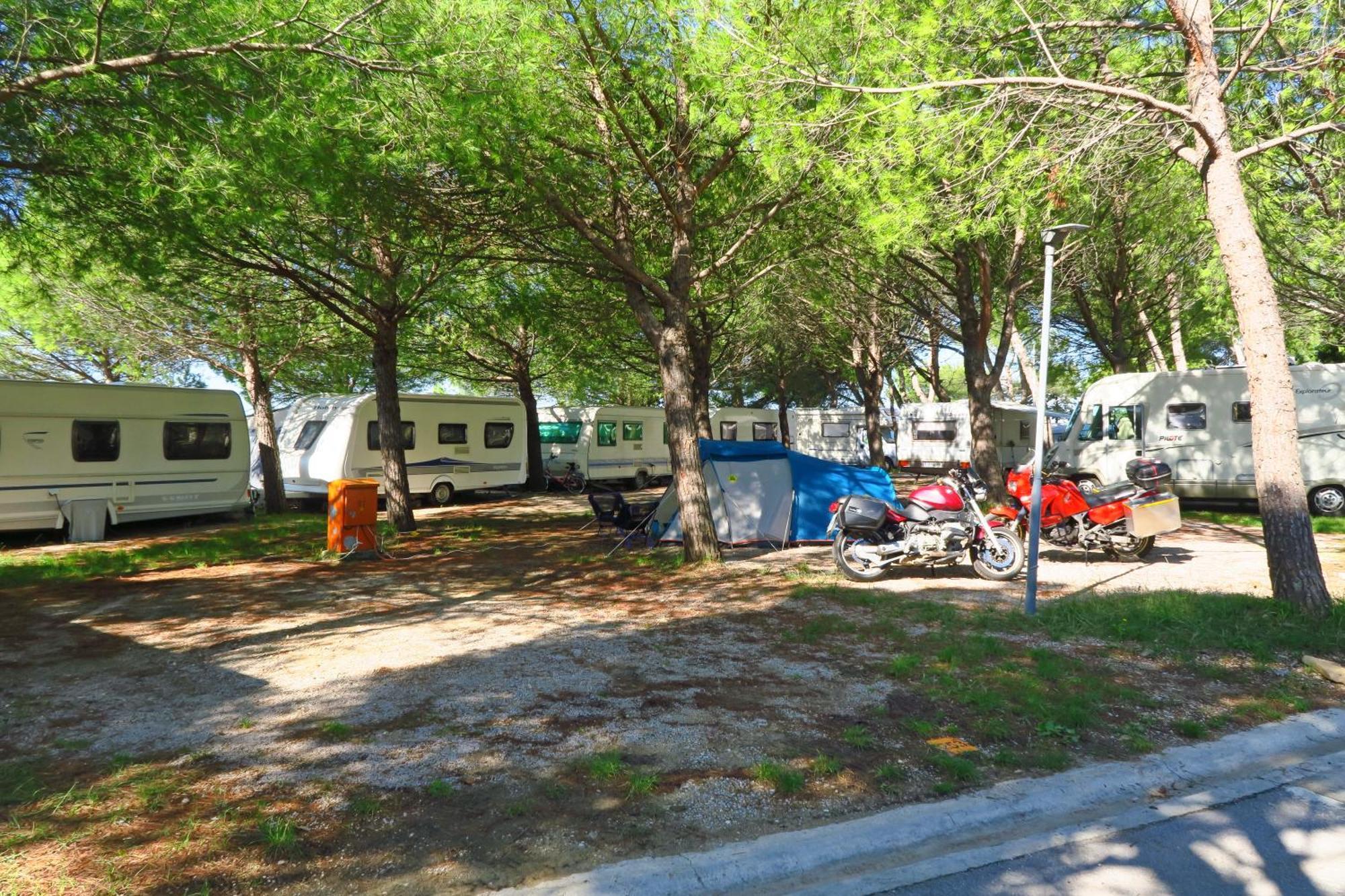 Camping Adria Ankaran - Pitches 외부 사진