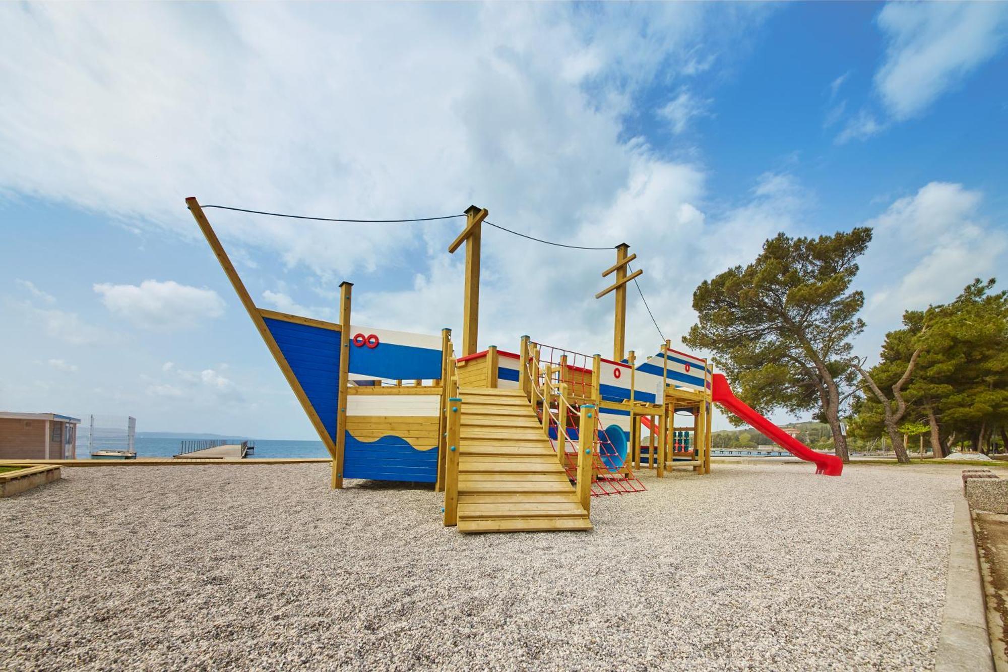 Camping Adria Ankaran - Pitches 외부 사진